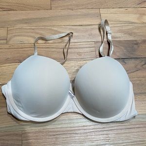 Victoria Secret Tshirt Push-up